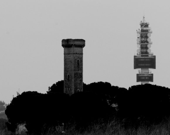 Torre antica e torre moderna