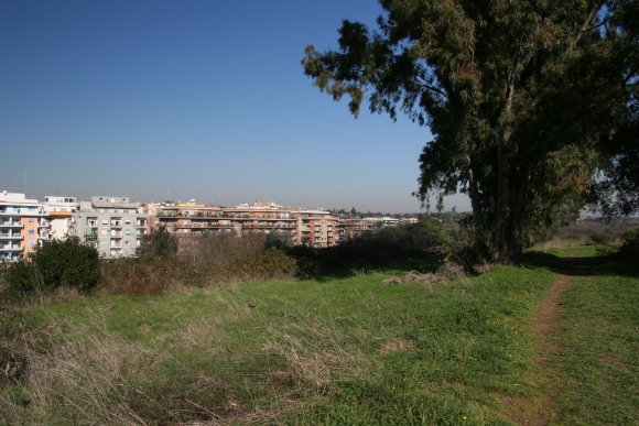 vista verso la città dal parco di Tor Marancia